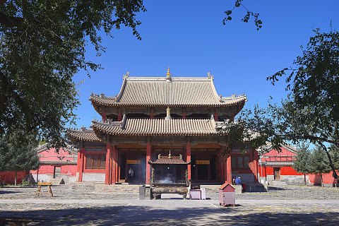 东北追秋大环线！Day2️⃣：融合满梦汉藏四族风格的贝子庙，宿东乌珠穆沁旗辽都酒店