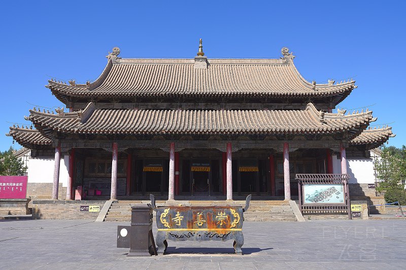 141055UMxkXlr5BPTKJesL.jpg