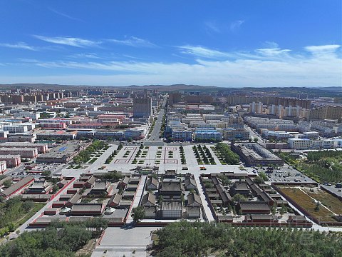 东北追秋大环线！Day2️⃣：融合满梦汉藏四族风格的贝子庙，宿东乌珠穆沁旗辽都酒店
