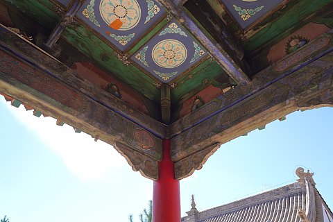 东北追秋大环线！Day2️⃣：融合满梦汉藏四族风格的贝子庙，宿东乌珠穆沁旗辽都酒店