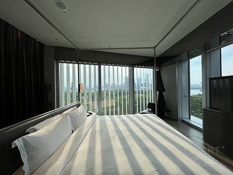 【房型首发】上海金普顿前滩酒店156平米浦江景观巴黎套房入住体验报告