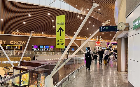 风筝与风•再次邂逅|马来西亚航空MH376KUL-CAN老旧空客330-200商务舱体验