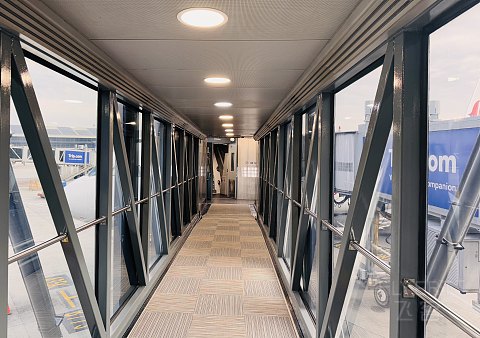 风筝与风•再次邂逅|马来西亚航空MH376KUL-CAN老旧空客330-200商务舱体验