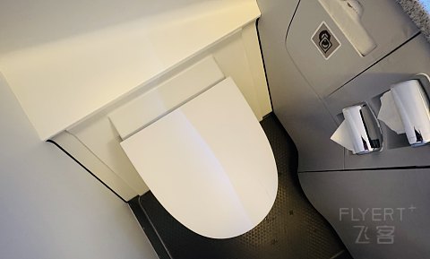 风筝与风•再次邂逅|马来西亚航空MH376KUL-CAN老旧空客330-200商务舱体验