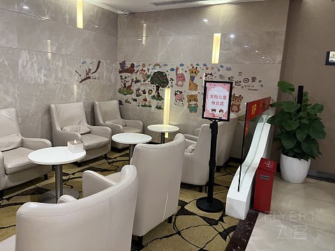 拉垮地面与优秀空中服务的鲜明对比｜CZ5836重庆江北-南宁吴圩公务舱免票之旅