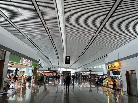 拉垮地面与优秀空中服务的鲜明对比｜CZ5836重庆江北-南宁吴圩公务舱免票之旅