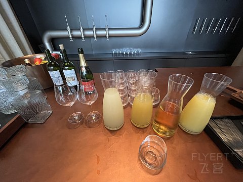 【房型首发】上海金普顿前滩酒店156平米浦江景观巴黎套房入住体验报告