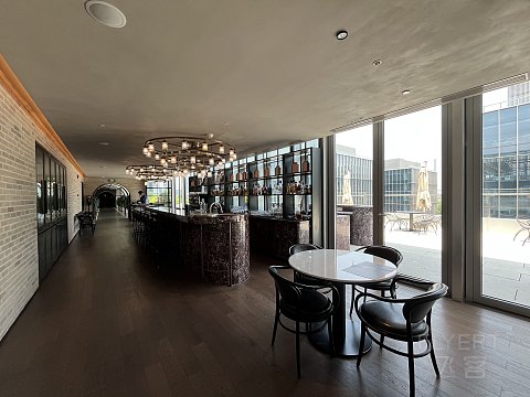 【房型首发】上海金普顿前滩酒店156平米浦江景观巴黎套房入住体验报告