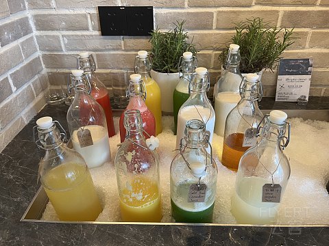 【房型首发】上海金普顿前滩酒店156平米浦江景观巴黎套房入住体验报告