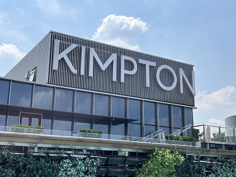 【房型首发】上海金普顿前滩酒店156平米浦江景观巴黎套房入住体验报告