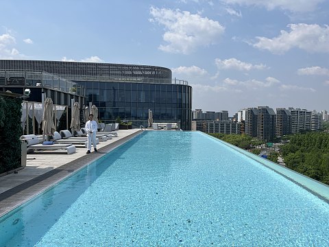【房型首发】上海金普顿前滩酒店156平米浦江景观巴黎套房入住体验报告