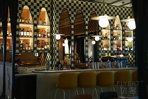 不拘一格的大胆欧式—曼谷The Standard酒店潮聚套房及餐饮体验