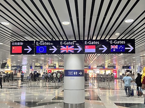 乘风下南洋｜MH385:上海浦东-吉隆坡，感受马来西亚的待客之道