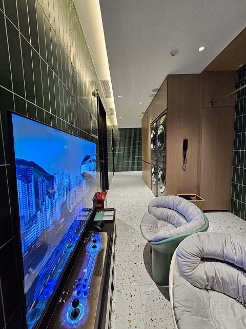 湖光秋色，尽享宁静—成都高新逸衡酒店🏨