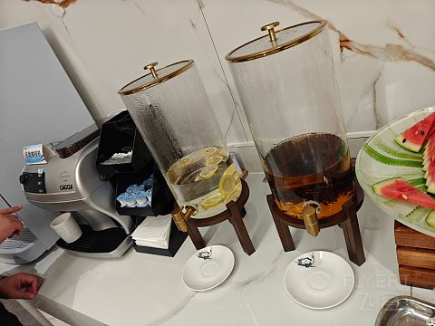 Dior丝白依旧封神！国庆打卡济南贵宾楼A/B区