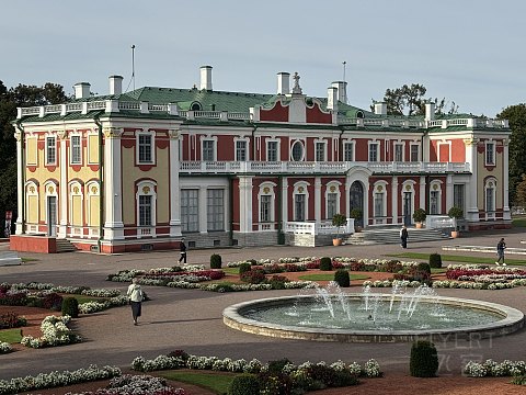 躺着看古城日落 - 爱沙尼亚塔林公园希尔顿 Hilton Tallinn Park