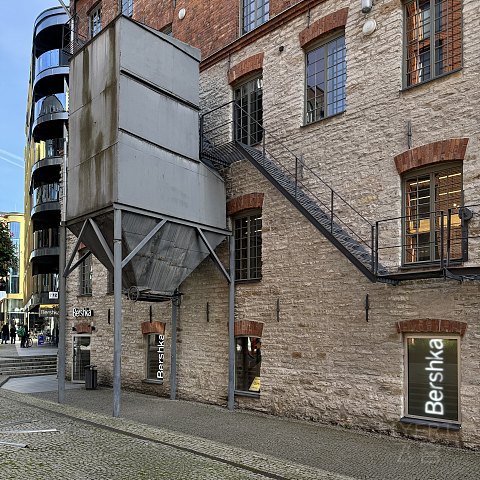 躺着看古城日落 - 爱沙尼亚塔林公园希尔顿 Hilton Tallinn Park