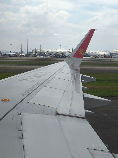 深航全新21N, 深沪航线深航初体验。-深圳航空 ZH9503 空客A321neo SZX-SHA 经济舱