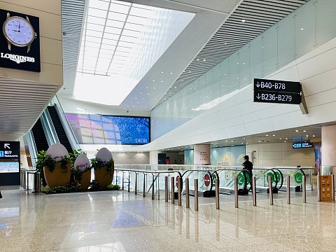打卡昆航失败，意外KY改CZ出Y舱｜广州CZ−昆明KY（CA）−成都双流