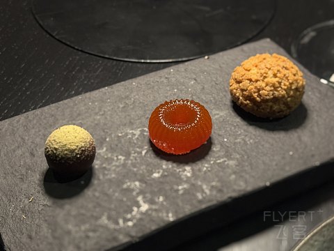 可能是茶馆首发之维尔纽斯大饭店 - Grand Hotel Vilnius, Curio Collection by Hilton