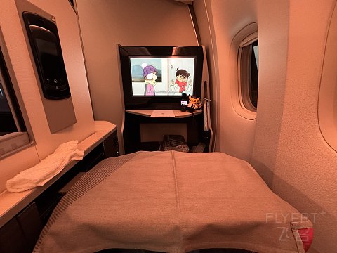日本航空777-300ER商务舱测评：云端上的日式精致与舒适