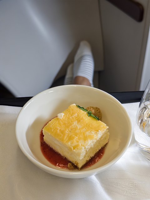 菲律宾航空商务舱 MNL-RUH-MNL-PVG