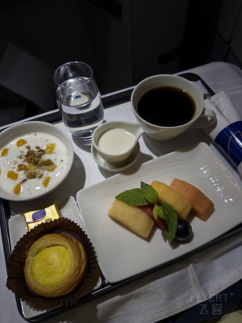 菲律宾航空商务舱 MNL-RUH-MNL-PVG