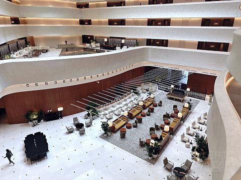 沙漠中的当代奢华语法：阿布扎比艾迪逊酒店入住报告
