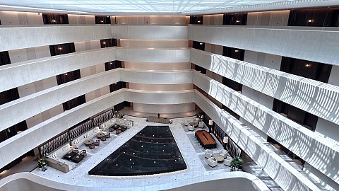 沙漠中的当代奢华语法：阿布扎比艾迪逊酒店入住报告