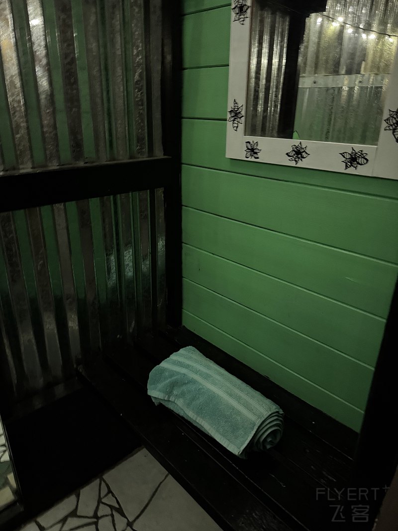 160340UJZMGRESVMHRVTEE.png