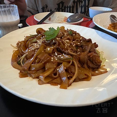山与江之间，藏着重庆最舒服的节奏