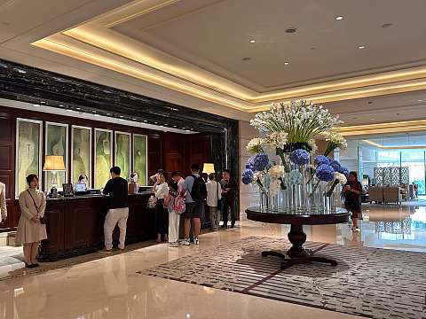 #踏秋而行#如果除开历史和地段，到底还剩什么？——上海外滩华尔道夫酒店入住记