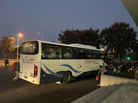 大江大河大武汉，好山好水好中转｜CA8233武汉天河-深圳宝安向着台风大胆飞