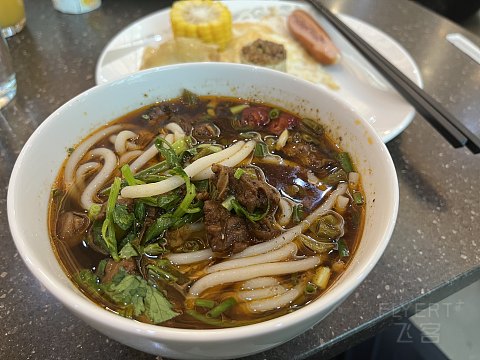 大江大河大武汉，好山好水好中转｜CA8233武汉天河-深圳宝安向着台风大胆飞