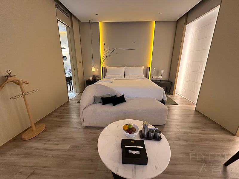 221523N82XlU3NuIOoIPje.jpg