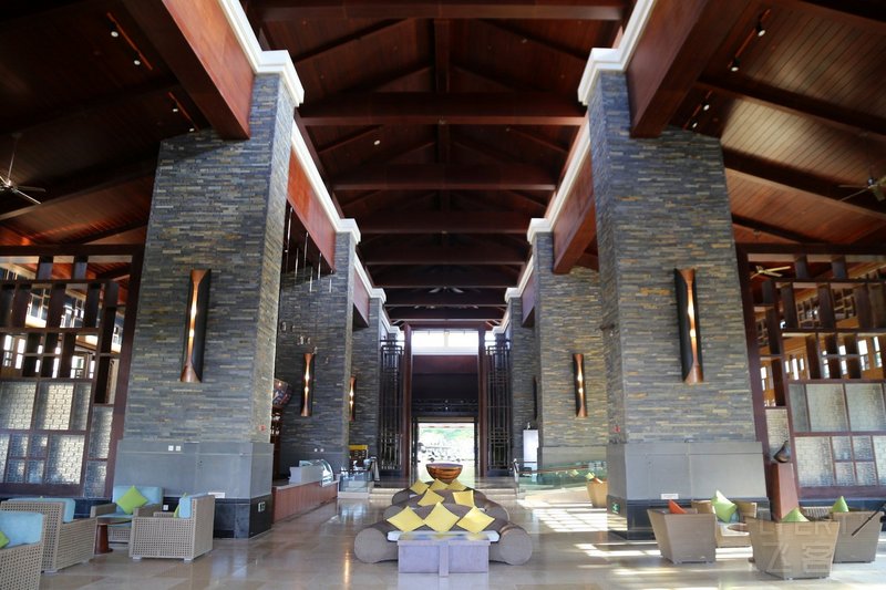 万宁--Sheraton Shenzhou Peninsula Resort  Lobby (1).JPG