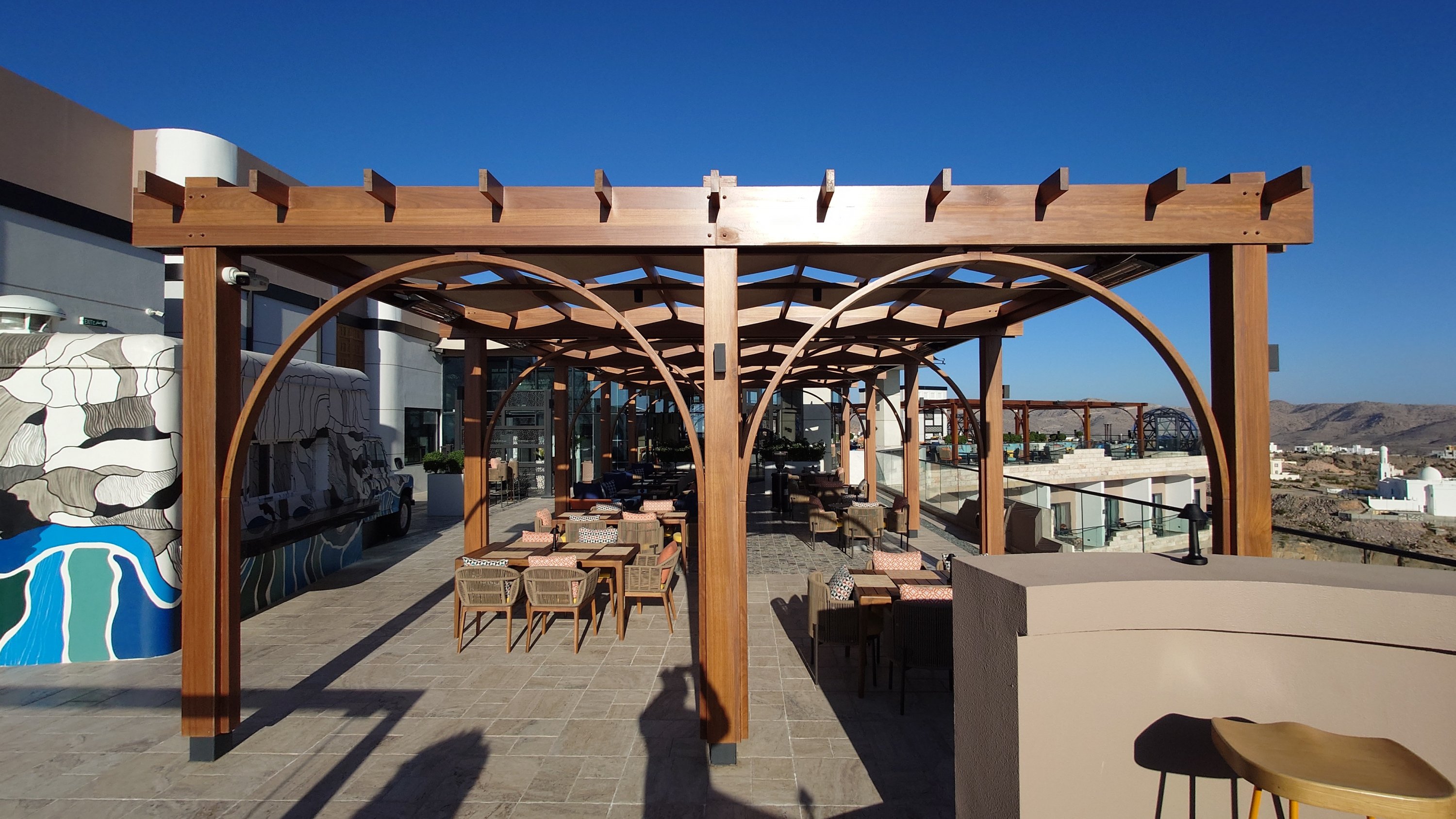 ۷壬ж׼ӢϸȼپƵ꣬׷ɽHotel Indigo Jabal Akhdar