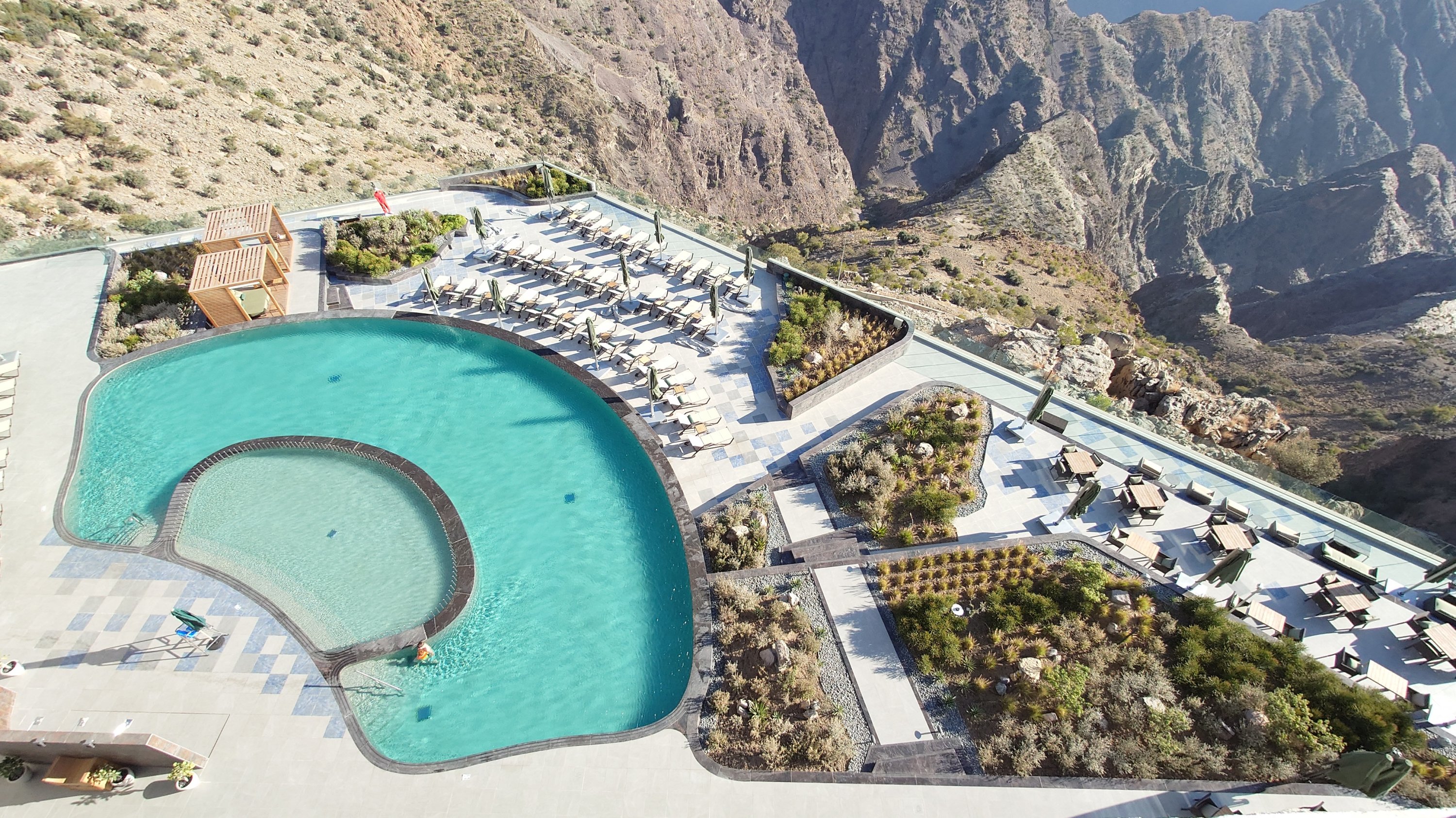 ۷壬ж׼ӢϸȼپƵ꣬׷ɽHotel Indigo Jabal Akhdar