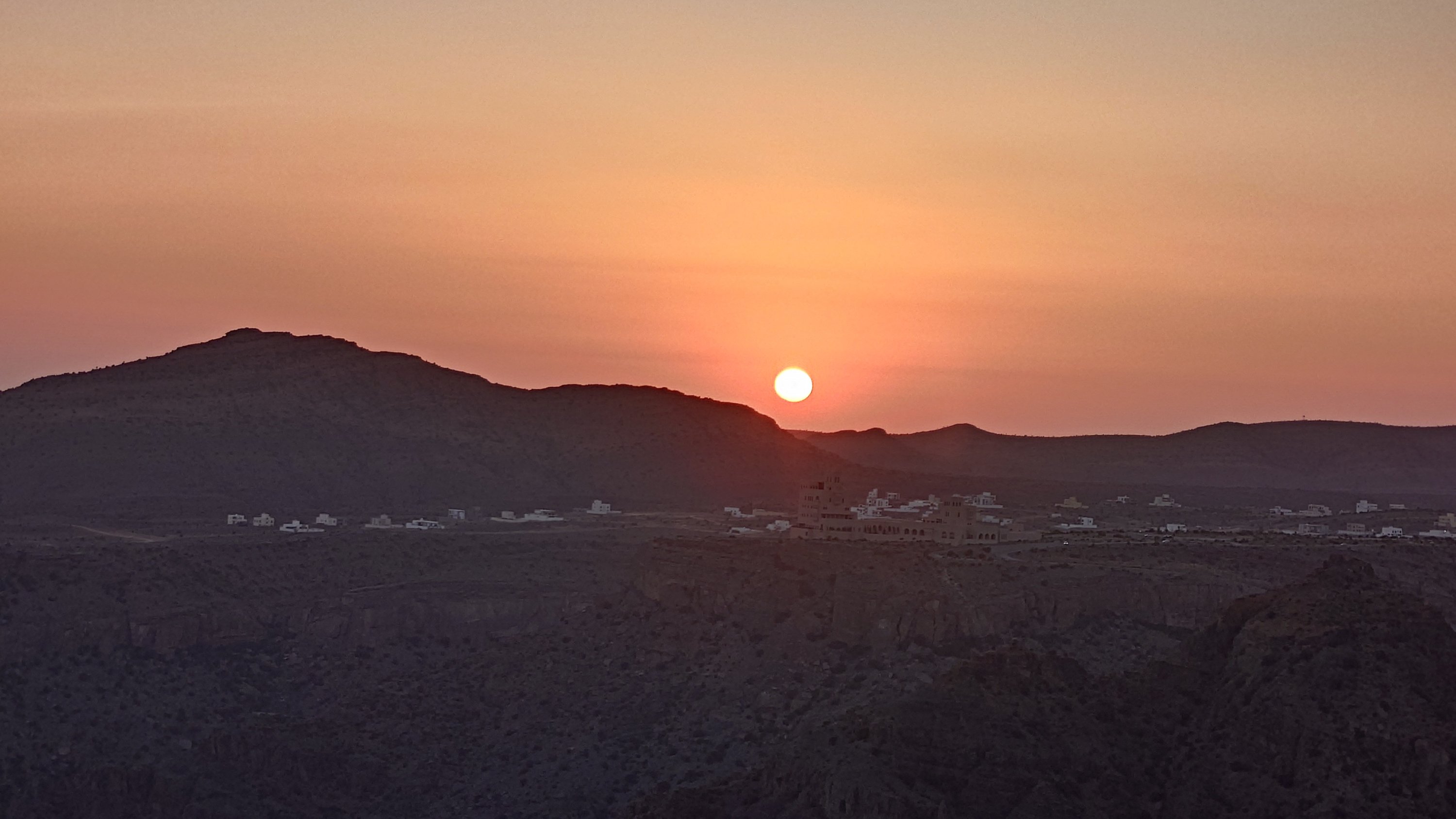 ۷壬ж׼ӢϸȼپƵ꣬׷ɽHotel Indigo Jabal Akhdar