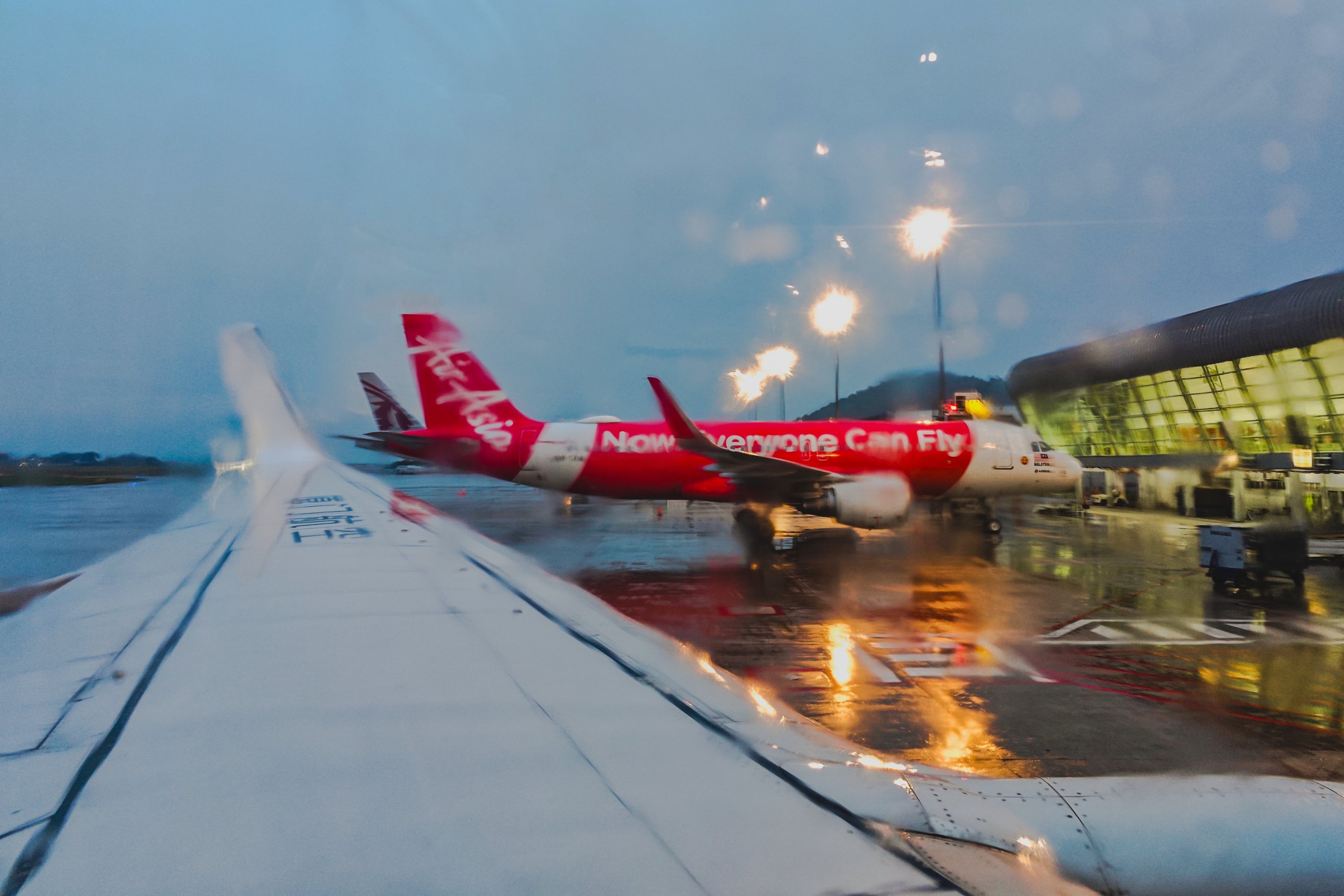 ص  | MF8705 šĳ B738òշ