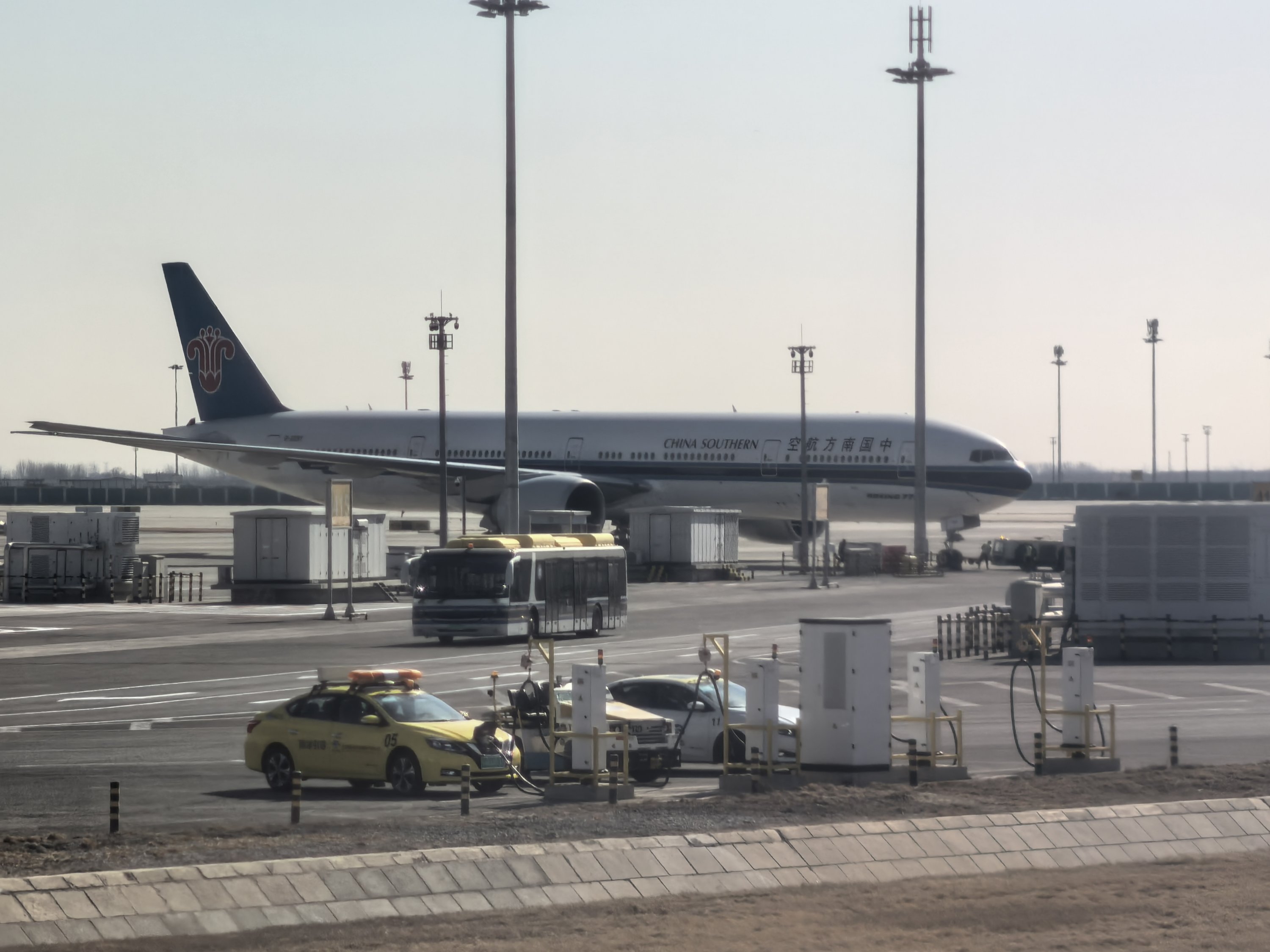 ?̣ͨMU5701 KMG-PKX B73Nշб