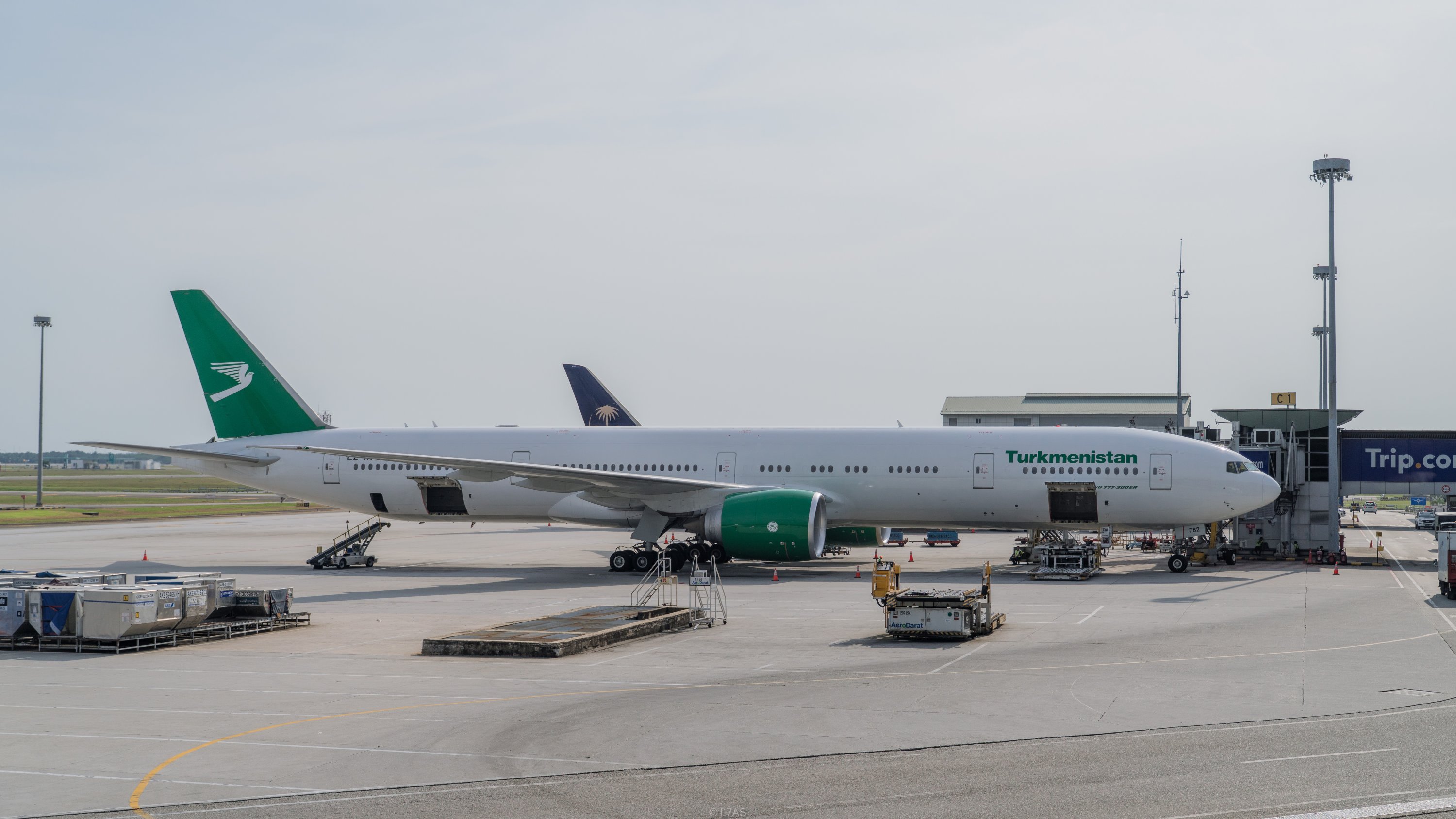 һͷȲѲ | Ǻ | A359г׷ | NRT - KUL | б