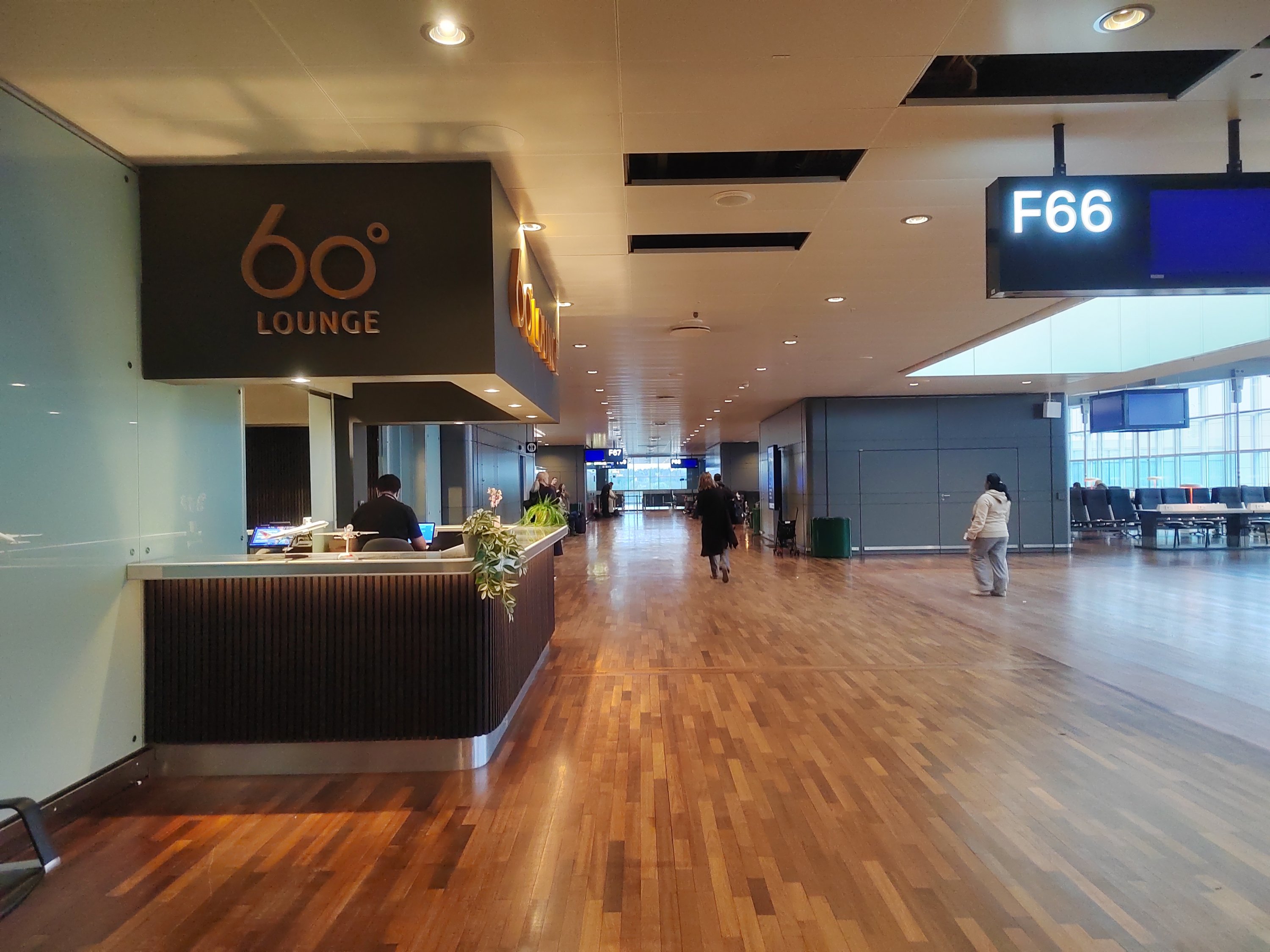 ˹¸ĦT560LoungeһƳ