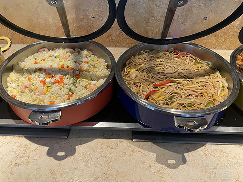 上海：淳大万丽酒店：升了套房，虽有点老旧但总体舒服