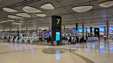 全新“尔雅”公务舱初探与预约体验，附CX710新加坡-香港特选经济舱报告