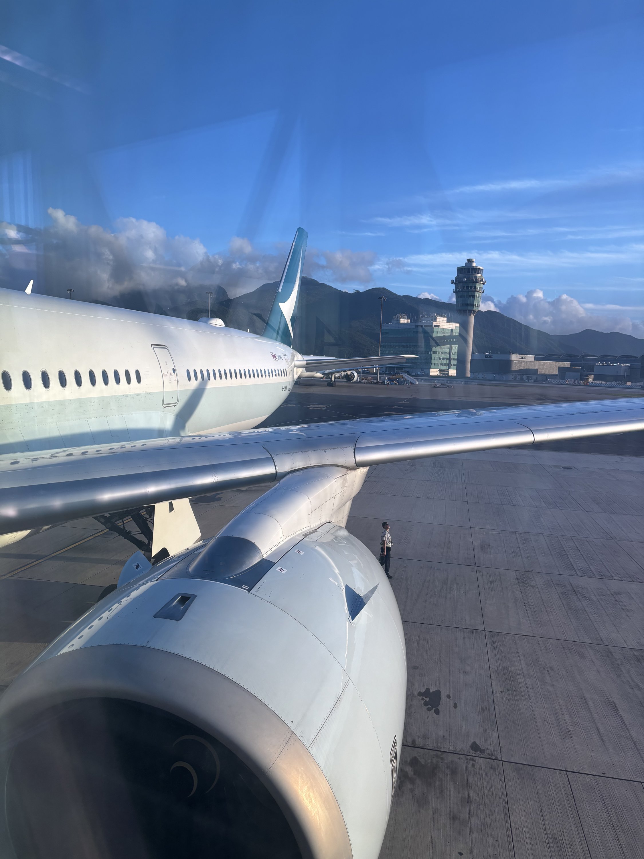 ̩A350-1000 òգYYZ - HKG - PVG б