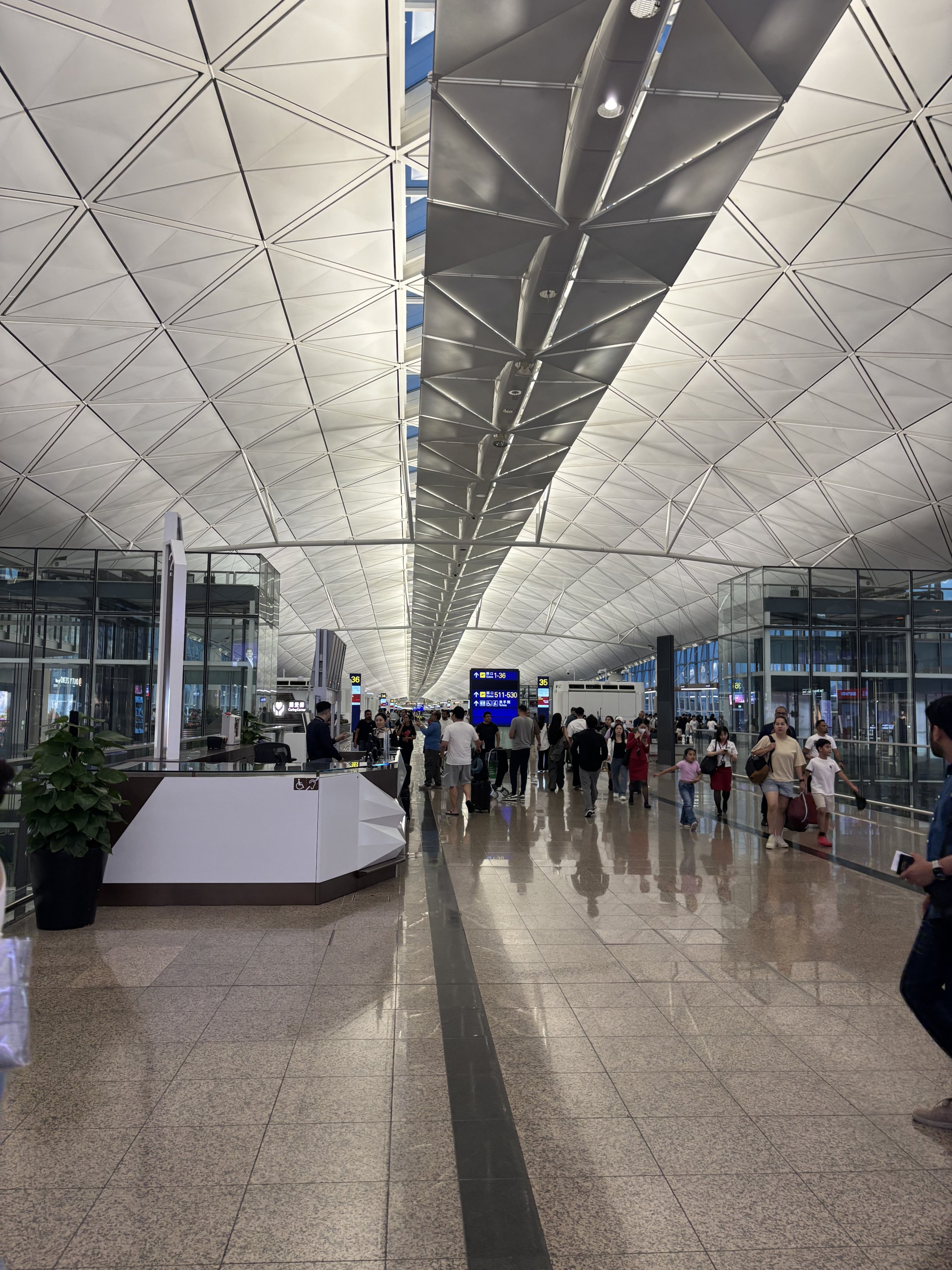 ̩A350-1000 òգYYZ - HKG - PVG б