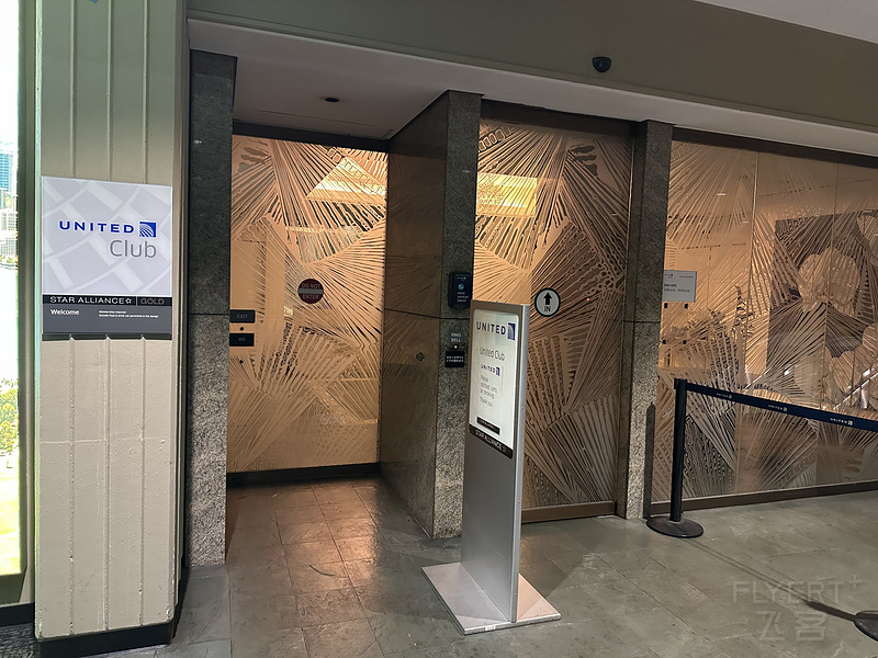 27 - UA Club.jpg 27 - UA Club.jpg