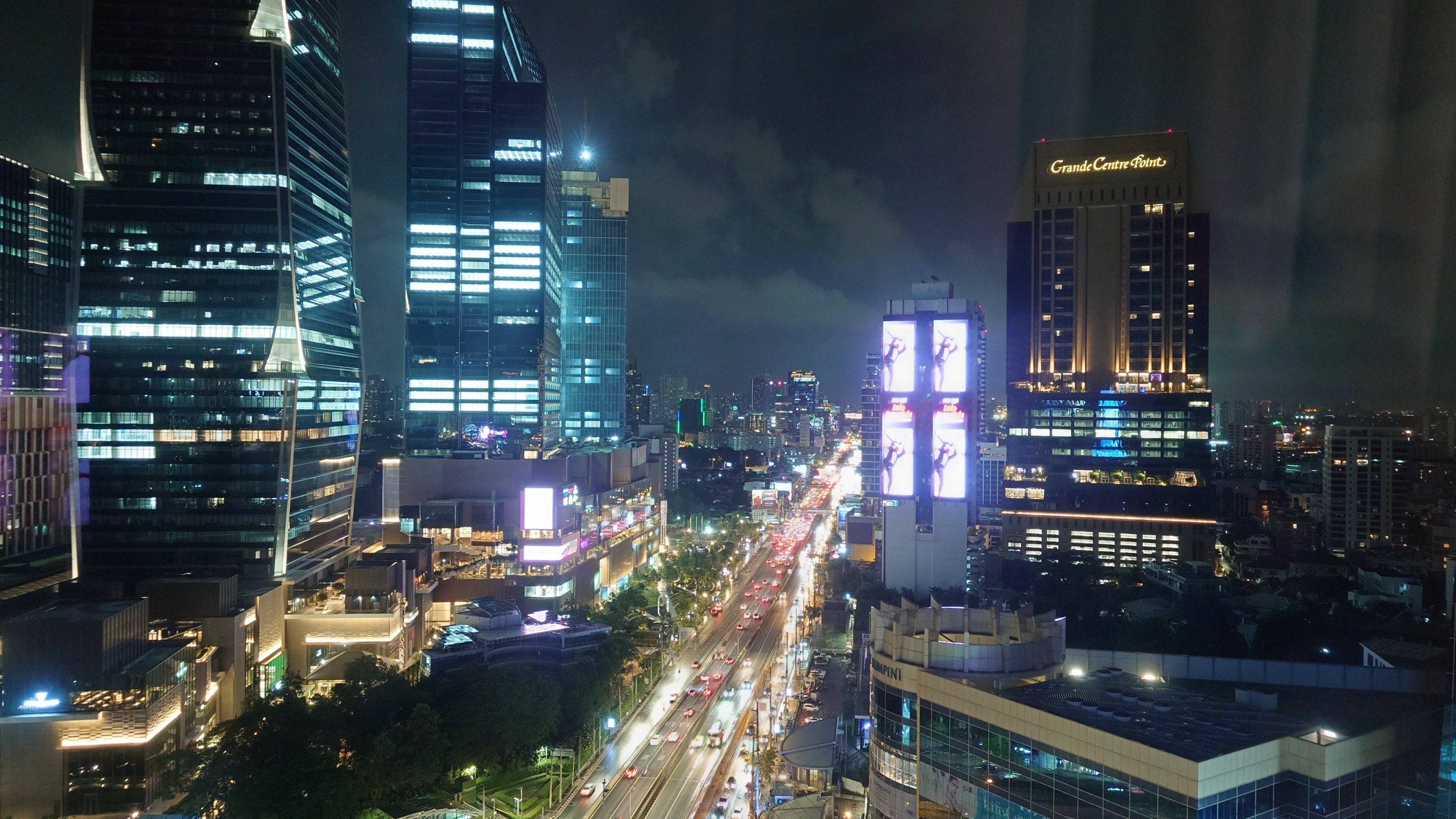 ĩؿGAGAתһSO/ BangkokȻܴɫ¥۲