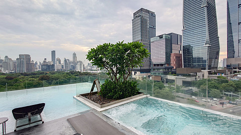 ĩؿGAGAתһSO/ BangkokȻܴɫ¥۲